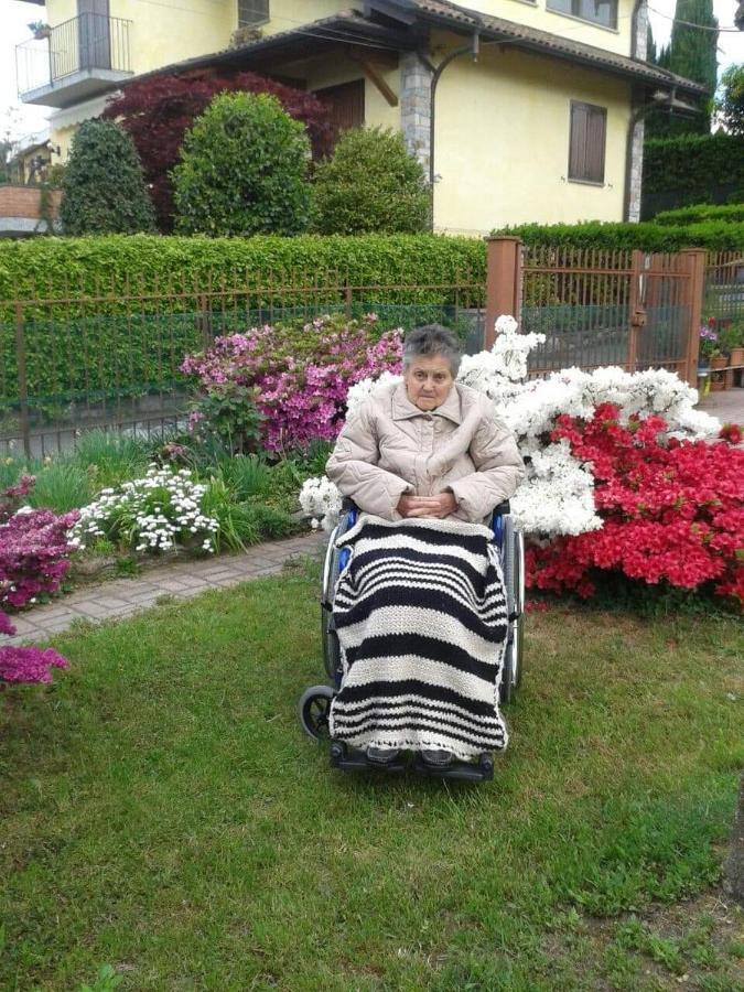 Grandma'S Garden House Βίλα Angera Εξωτερικό φωτογραφία